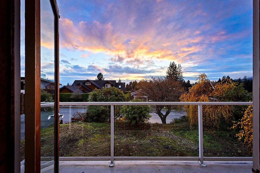 4150 Canterbury Crescent North Vancouver, BC - 39