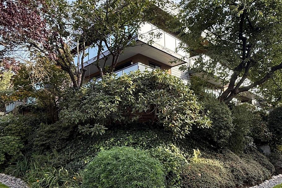 208 1516 Charles Street Vancouver, BC - 25