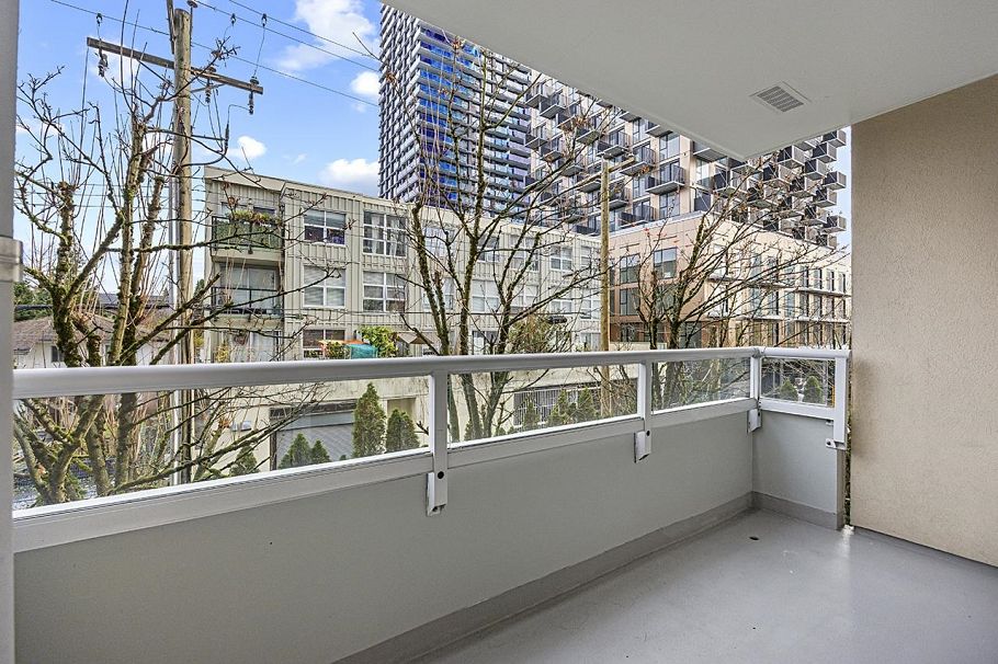 311 3489 Ascot Place Vancouver, BC - 13