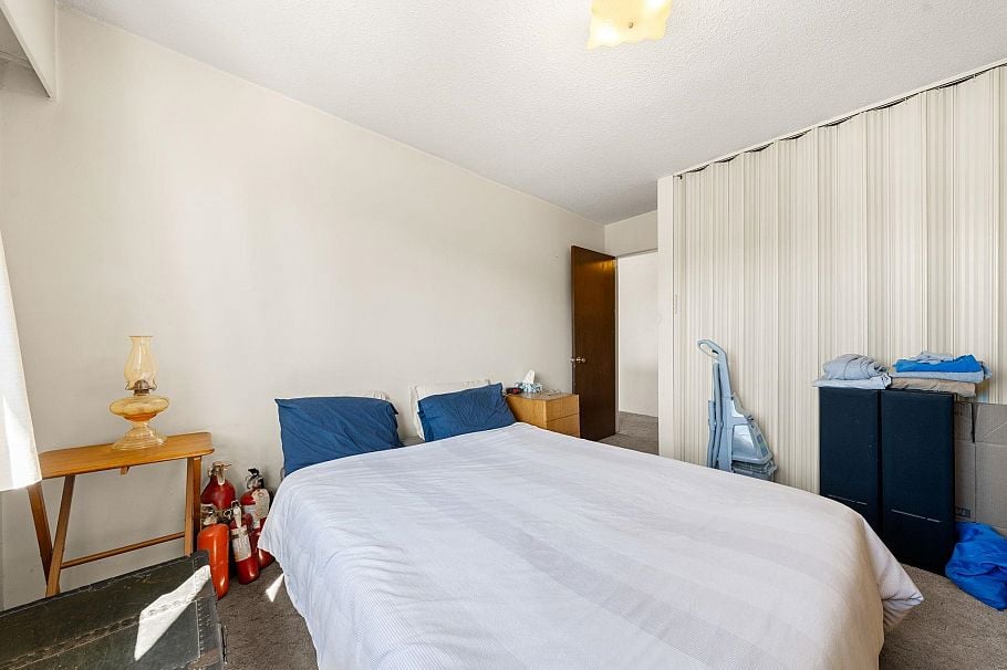 309 135 W 21st Street North Vancouver, BC - 22