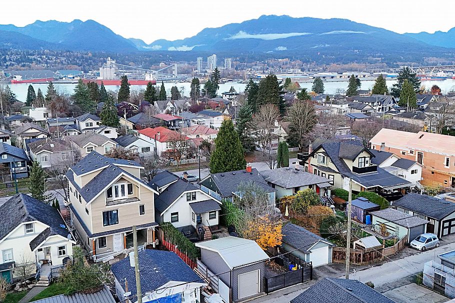 2640 Mcgill Street Vancouver, BC - 8