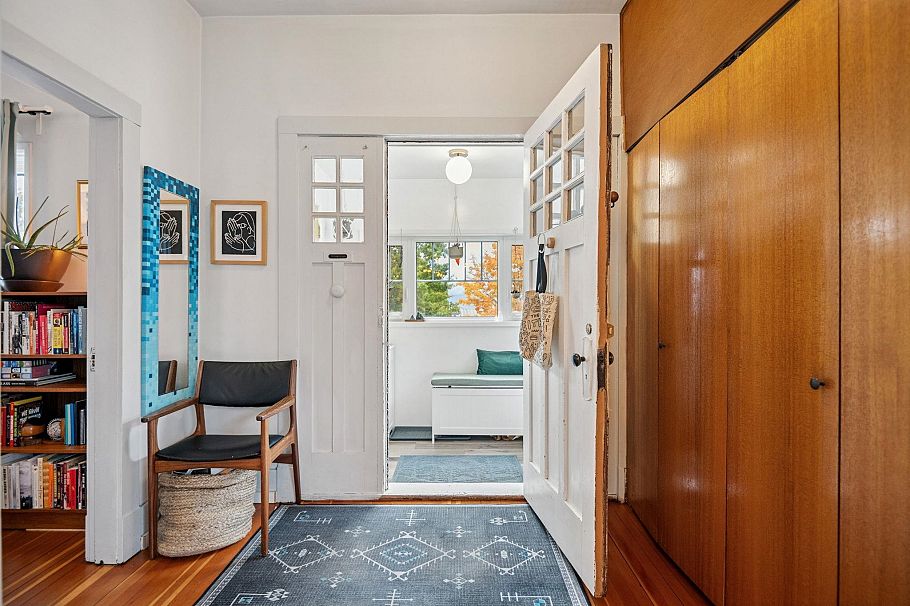 1652 E 33rd Avenue Vancouver, BC - 7