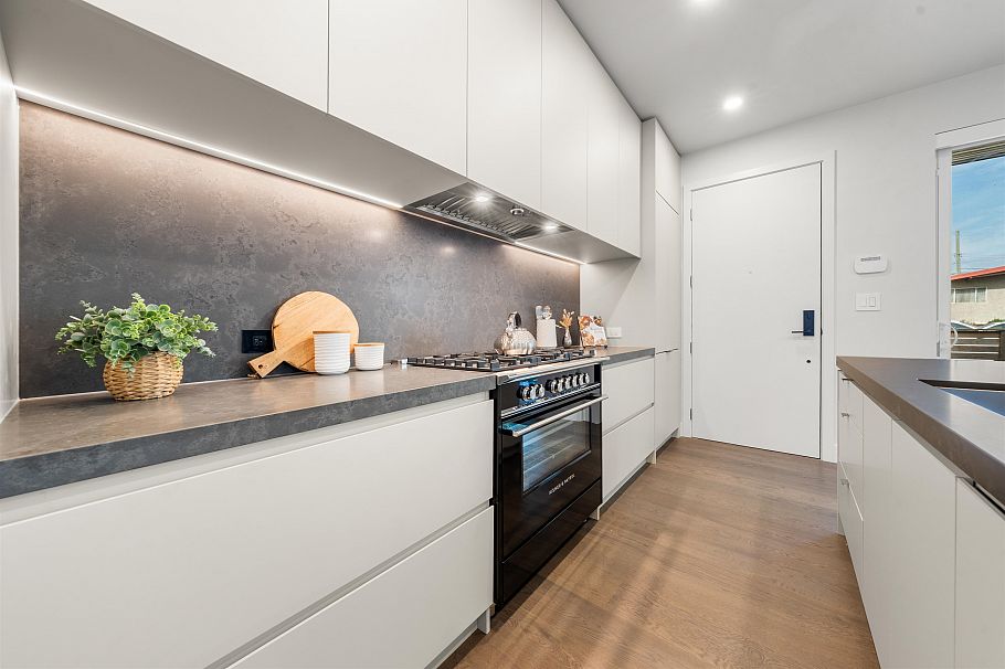 1 620 E 46th Avenue Vancouver, BC - 12