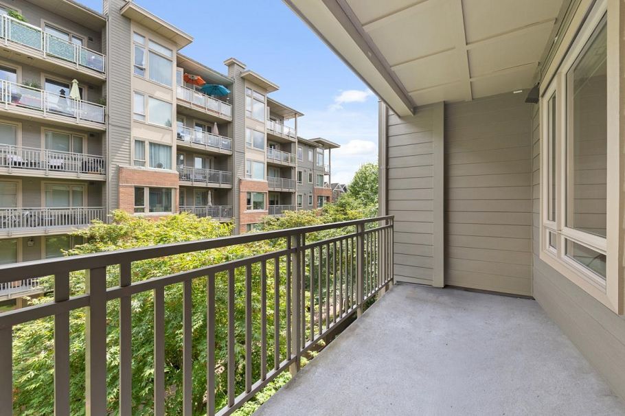 304 139 W 22nd Street North Vancouver, BC - 20