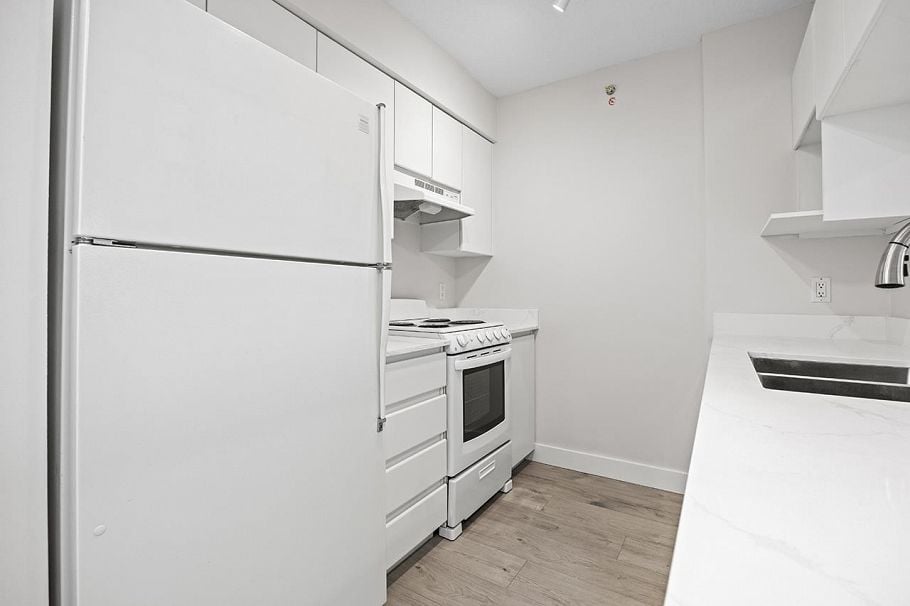 311 3489 Ascot Place Vancouver, BC - 10