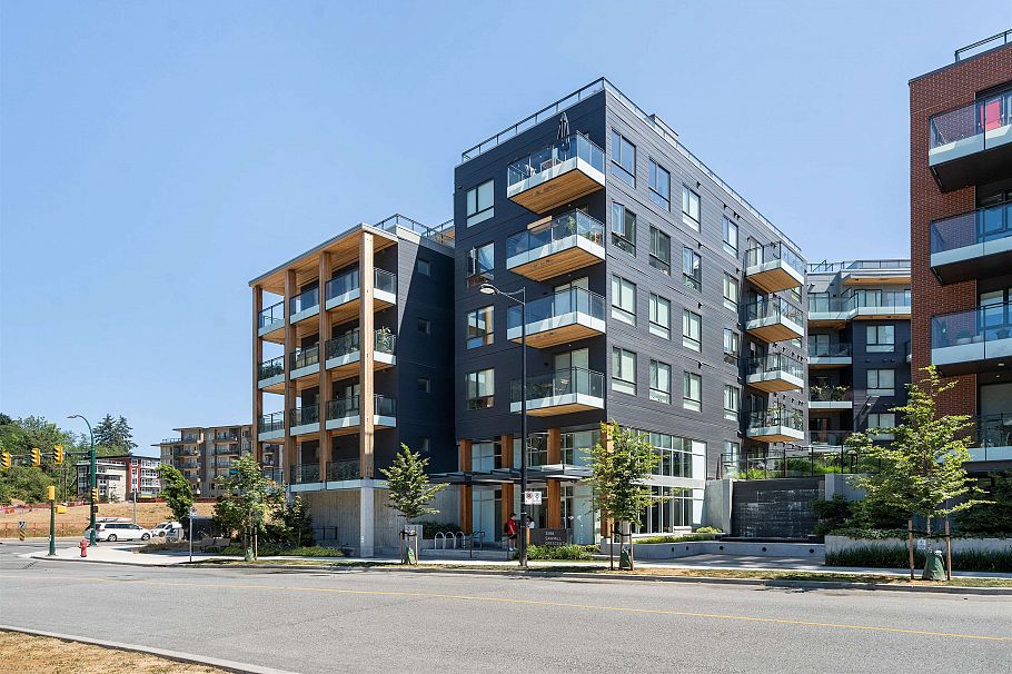 309 3588 Sawmill Crescent Vancouver, BC - 1