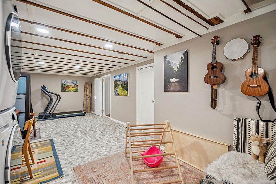 1652 E 33rd Avenue Vancouver, BC - 26