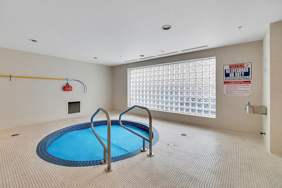 1907 1050 Smithe Street Vancouver, BC - 17