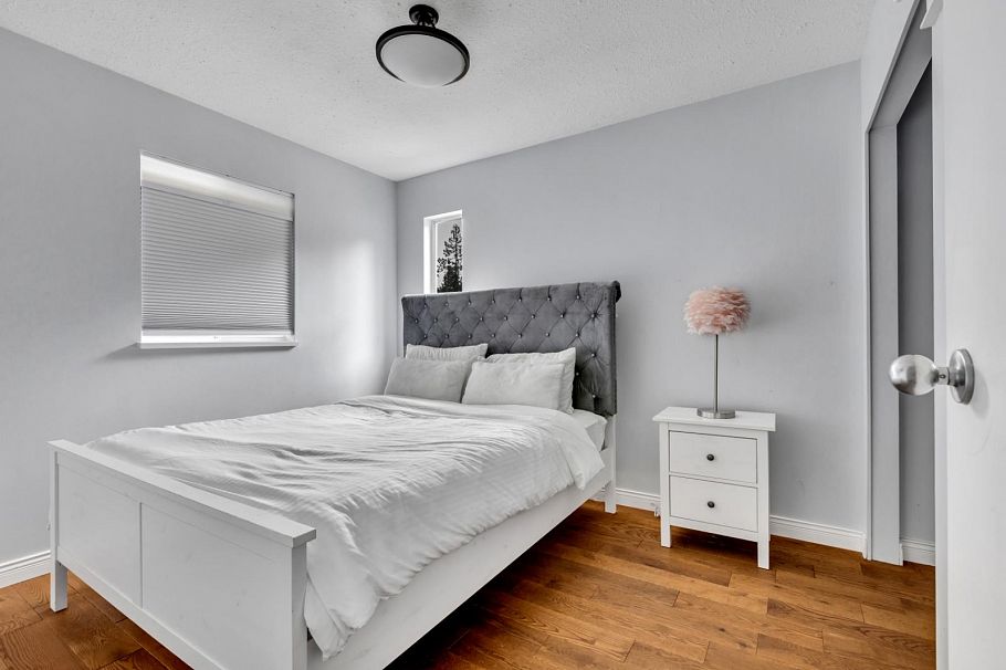 5853 Grousewoods Crescent North Vancouver, BC - 15