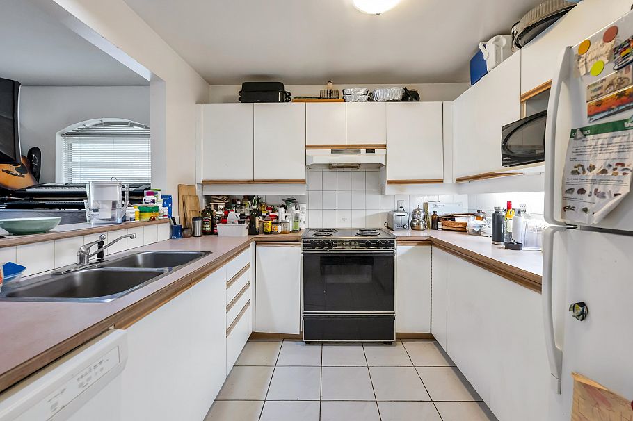 202 525 Wheelhouse Square Vancouver, BC - 7