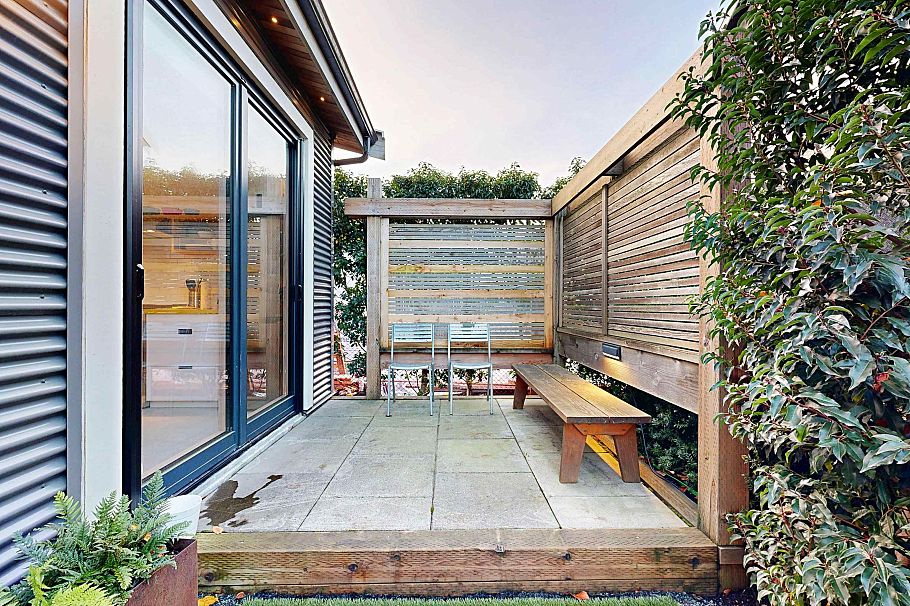 2640 Mcgill Street Vancouver, BC - 4