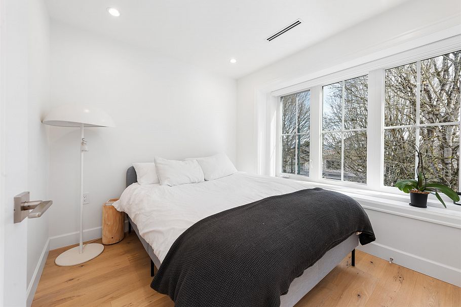 5059 Sherbrooke Street Vancouver, BC - 19