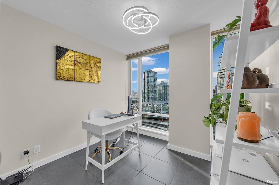 1906 918 Cooperage Way Vancouver, BC - 24