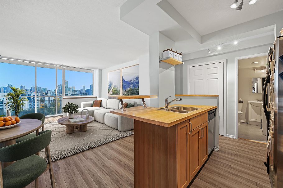 2301 1850 Comox Street Vancouver, BC - 1