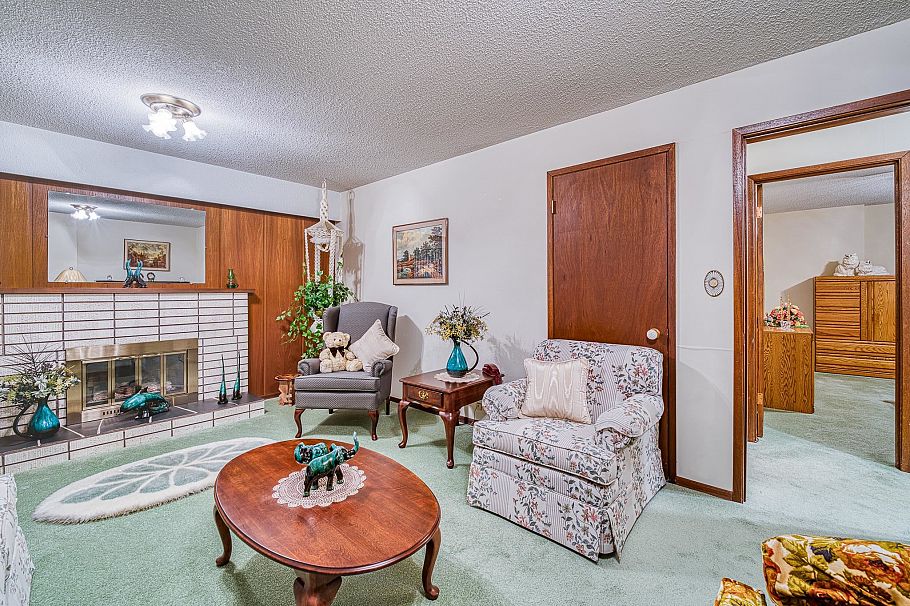 896 E 56th Avenue Vancouver, BC - 16