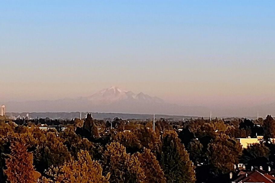 1101 8800 Hazelbridge Way Richmond, BC - 1