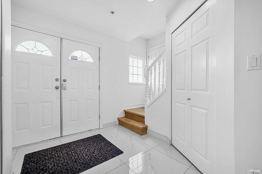 3440 E 25th Avenue Vancouver, BC - 18