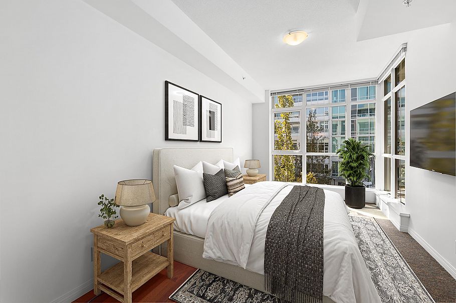 307 100 E Esplanade Avenue North Vancouver, BC - 8