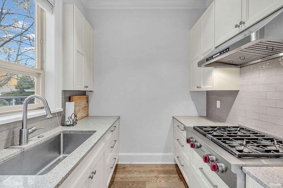 7458 Maple Street Vancouver, BC - 20