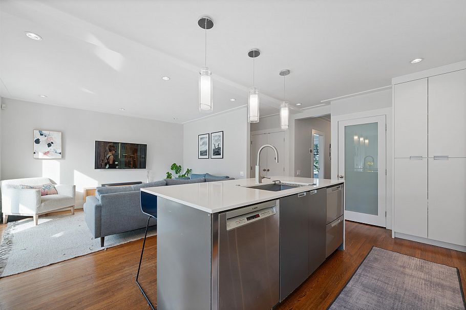 2138 W 21st Avenue Vancouver, BC - 6