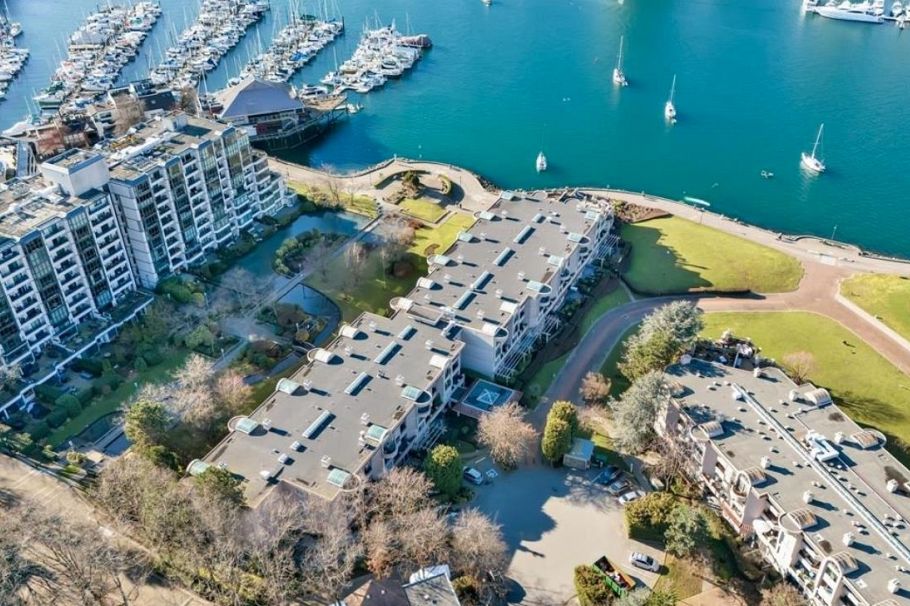 202 525 Wheelhouse Square Vancouver, BC - 34