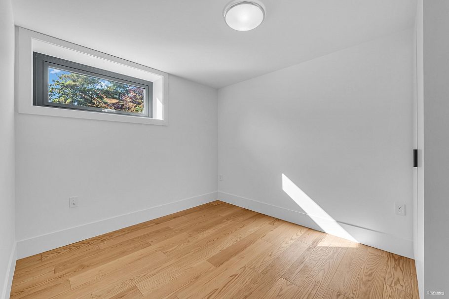 8420 Wiltshire Street Vancouver, BC - 14