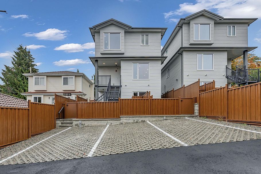 3 3090 Vanness Avenue Vancouver, BC - 23