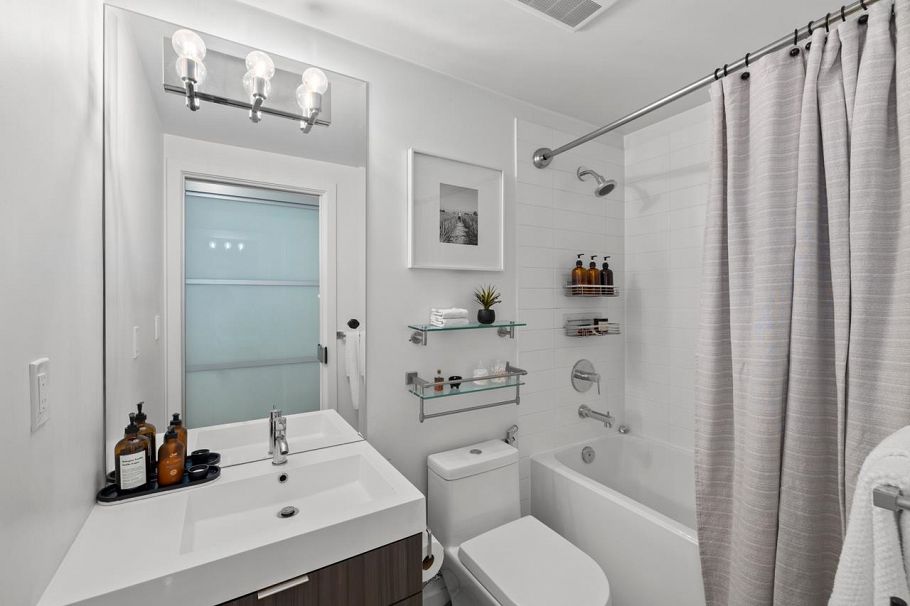 520 289 E 6th Avenue Vancouver, BC - 17