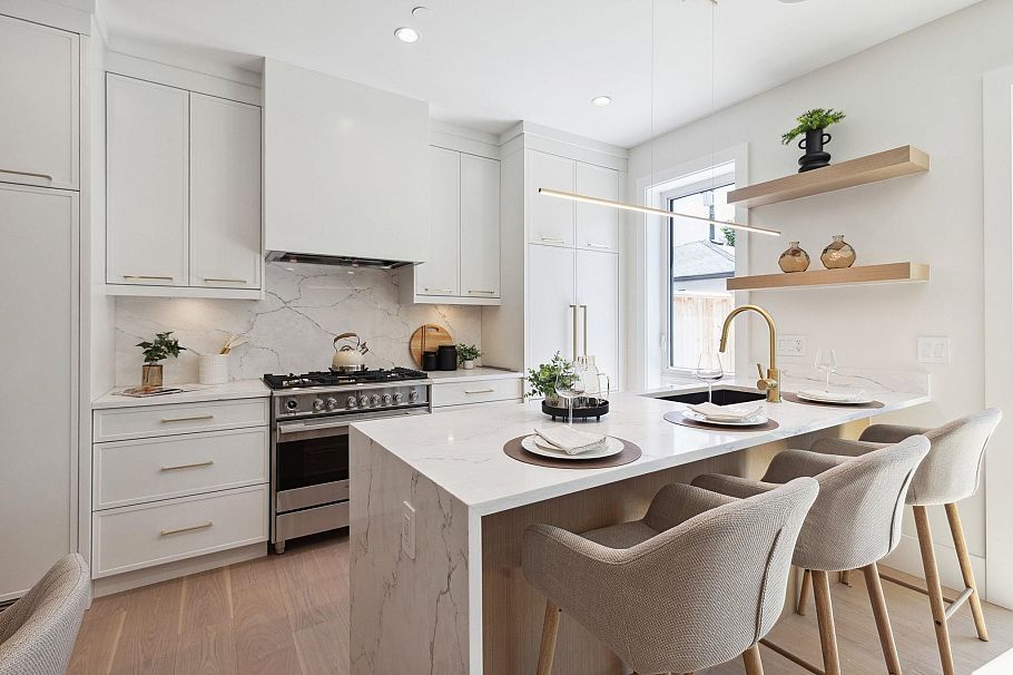 #2 2244 E 11th Avenue Vancouver, BC - 18