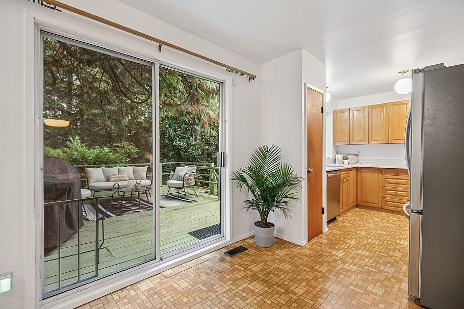 2174 Hoskins Road North Vancouver, BC - 16