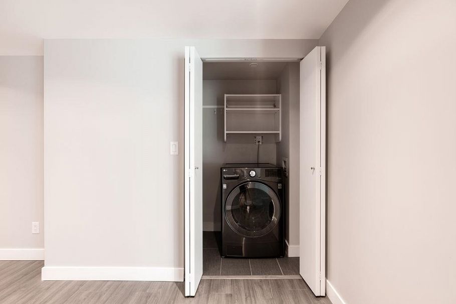 202 1323 Homer Street Vancouver, BC - 18