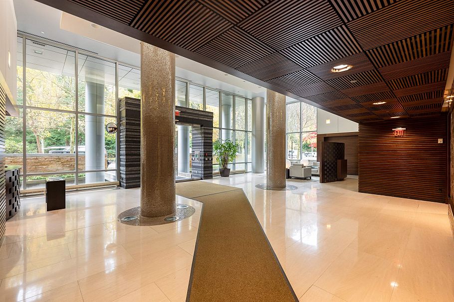 403 5838 Berton Avenue Vancouver, BC - 4