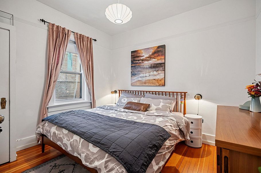 1652 E 33rd Avenue Vancouver, BC - 21