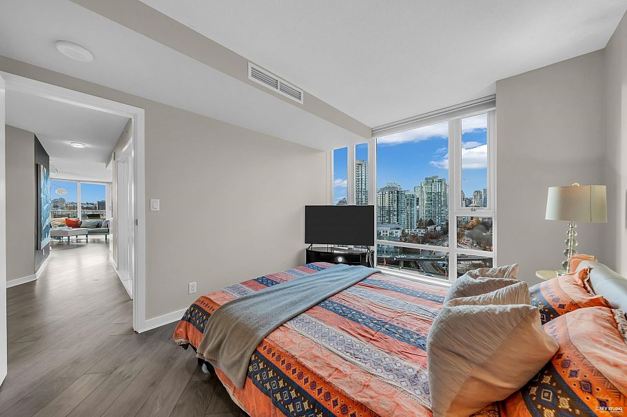 1906 918 Cooperage Way Vancouver, BC - 20