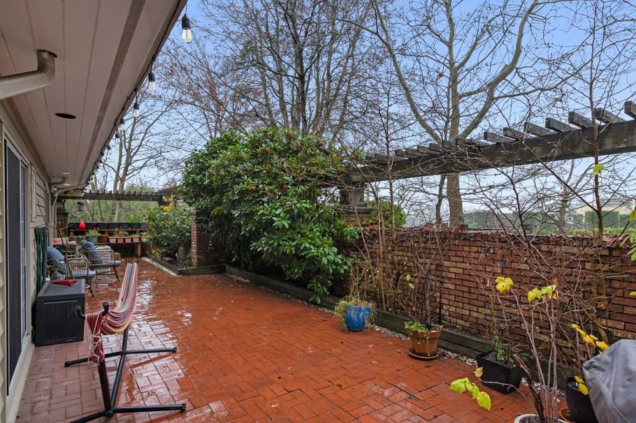 203 3401 Curle Avenue Burnaby, BC - 23