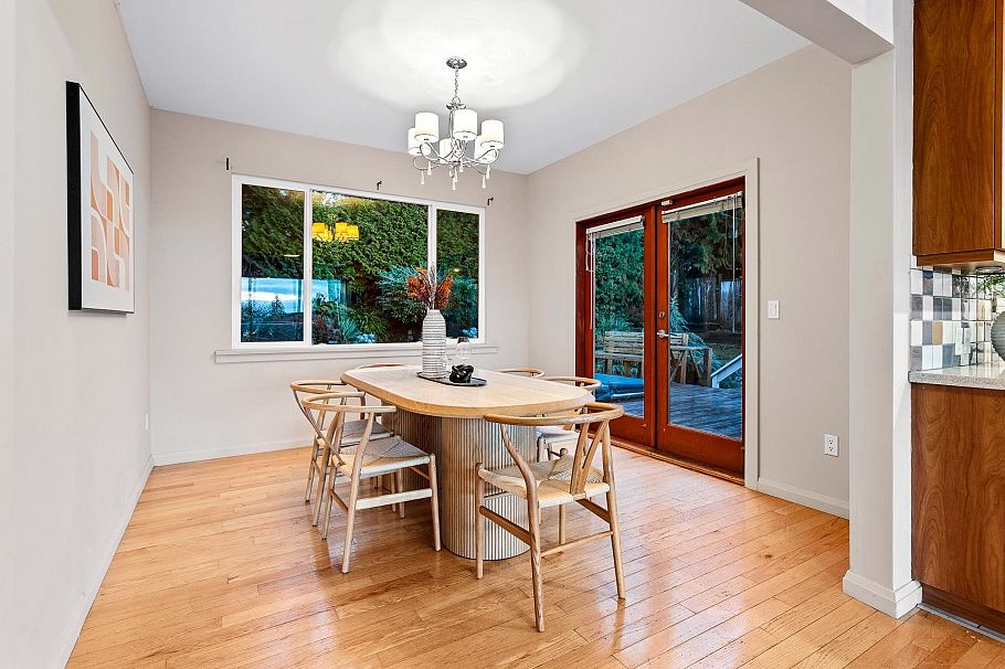 4150 Canterbury Crescent North Vancouver, BC - 9