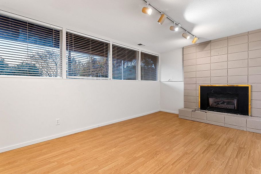 4150 Canterbury Crescent North Vancouver, BC - 25