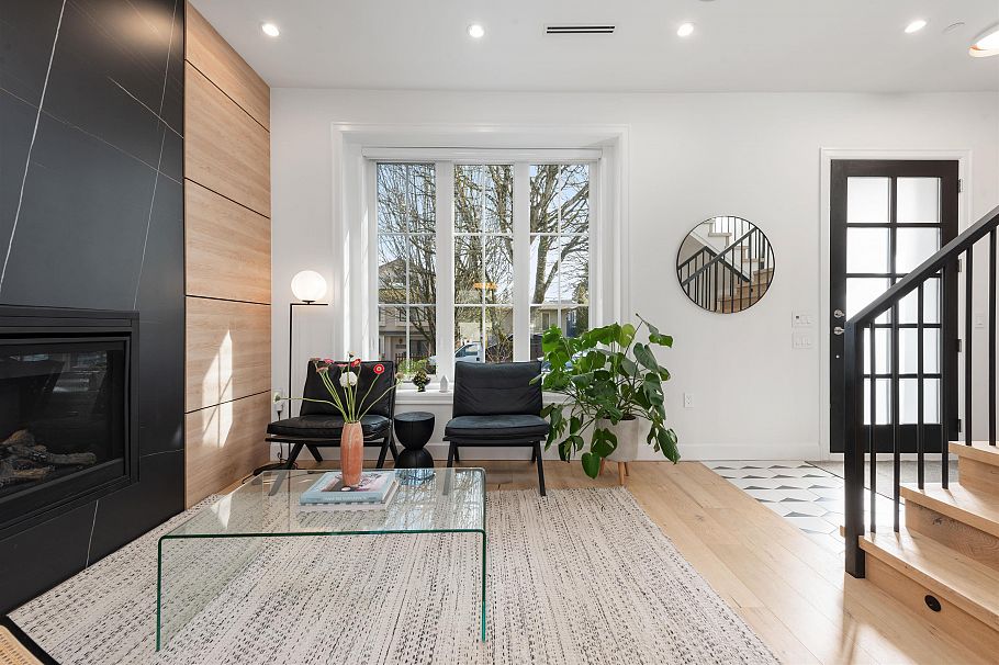 5059 Sherbrooke Street Vancouver, BC - 3