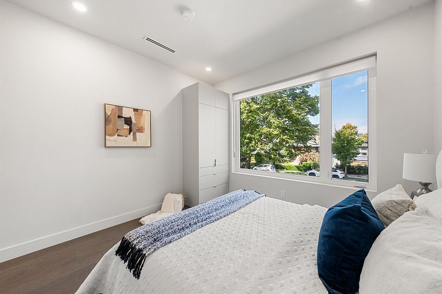 1 620 E 46th Avenue Vancouver, BC - 22