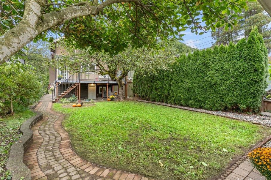 4833 Lanark Street Vancouver, BC - 29