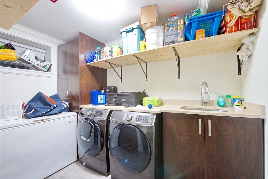 5886 Sherbrooke Street Vancouver, BC - 15