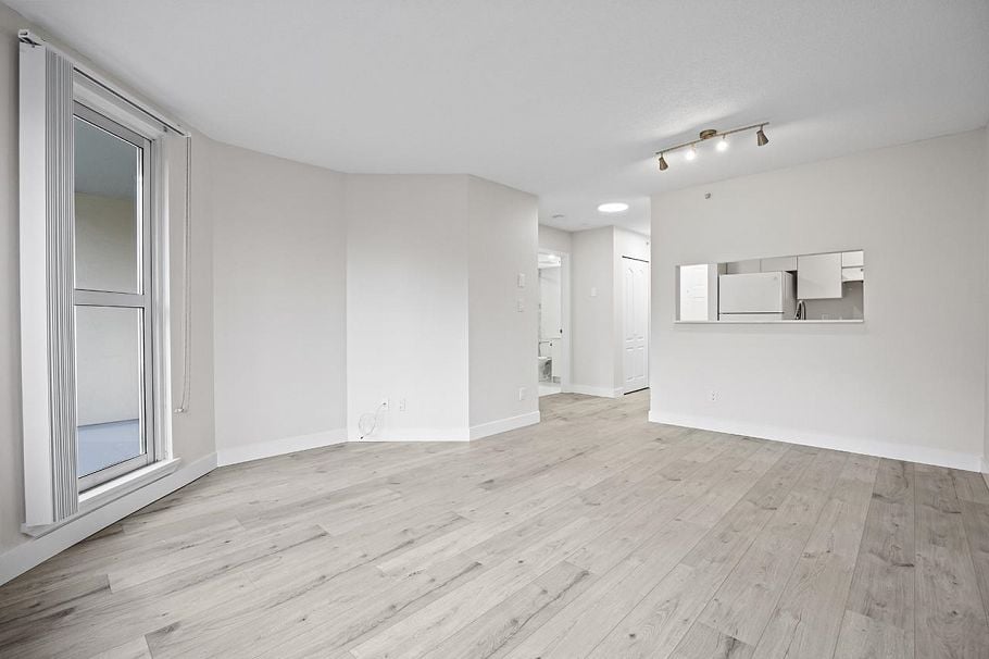311 3489 Ascot Place Vancouver, BC - 7