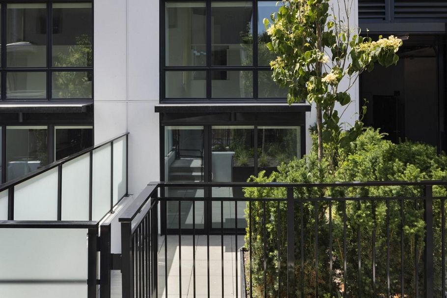 310 2419 Grant Street Vancouver, BC - 30