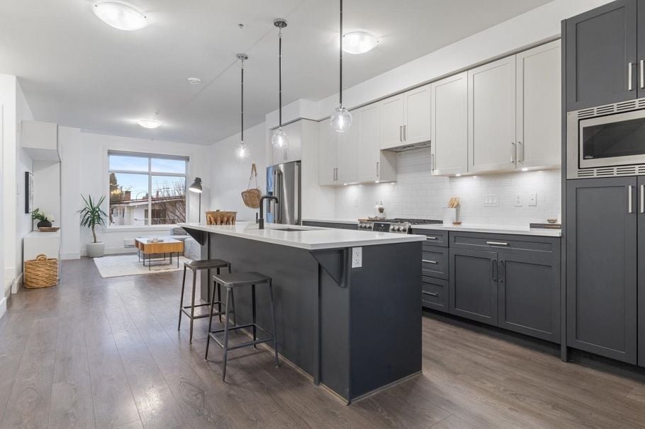 5837 Wales Street Vancouver, BC - 5