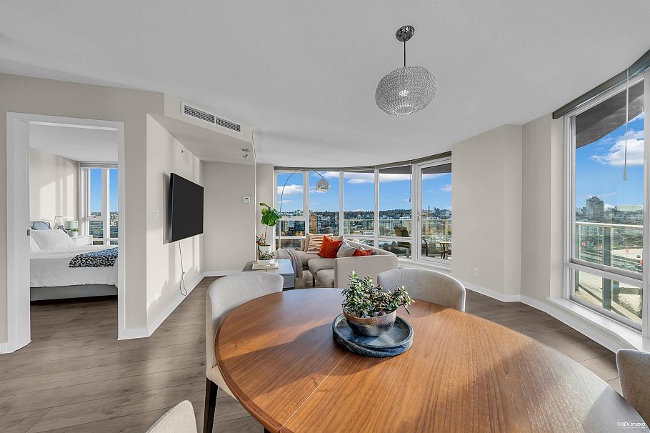 1906 918 Cooperage Way Vancouver, BC - 18