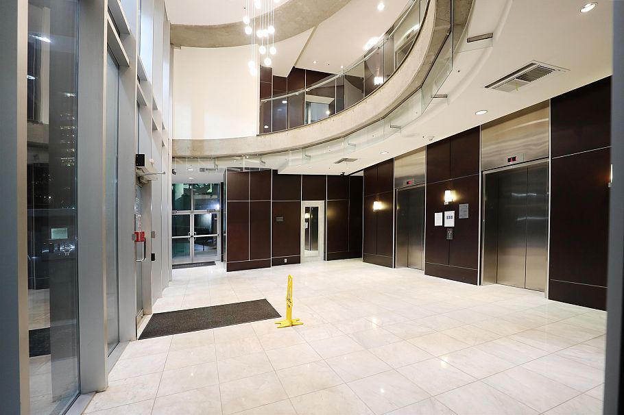 807 555 Jervis Street Vancouver, BC - 8