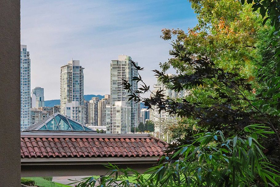 202 525 Wheelhouse Square Vancouver, BC - 33