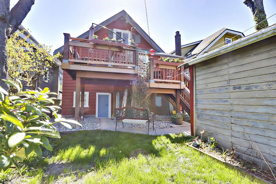 4529 W 8th Avenue Vancouver, BC - 26