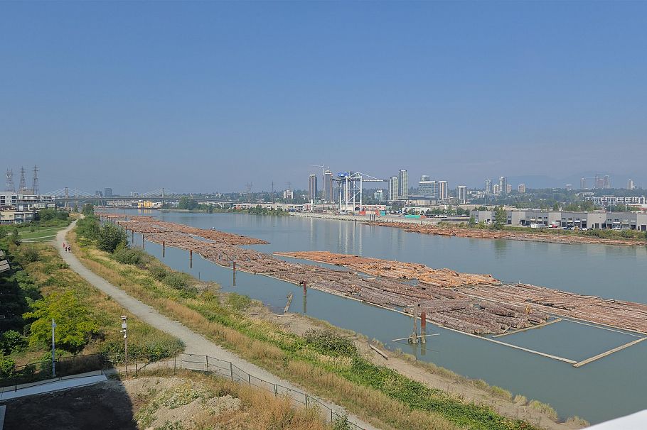 58 10333 River Drive Richmond, BC - 1