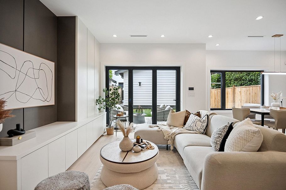 #2 1079 E 14th Avenue Vancouver, BC - 3